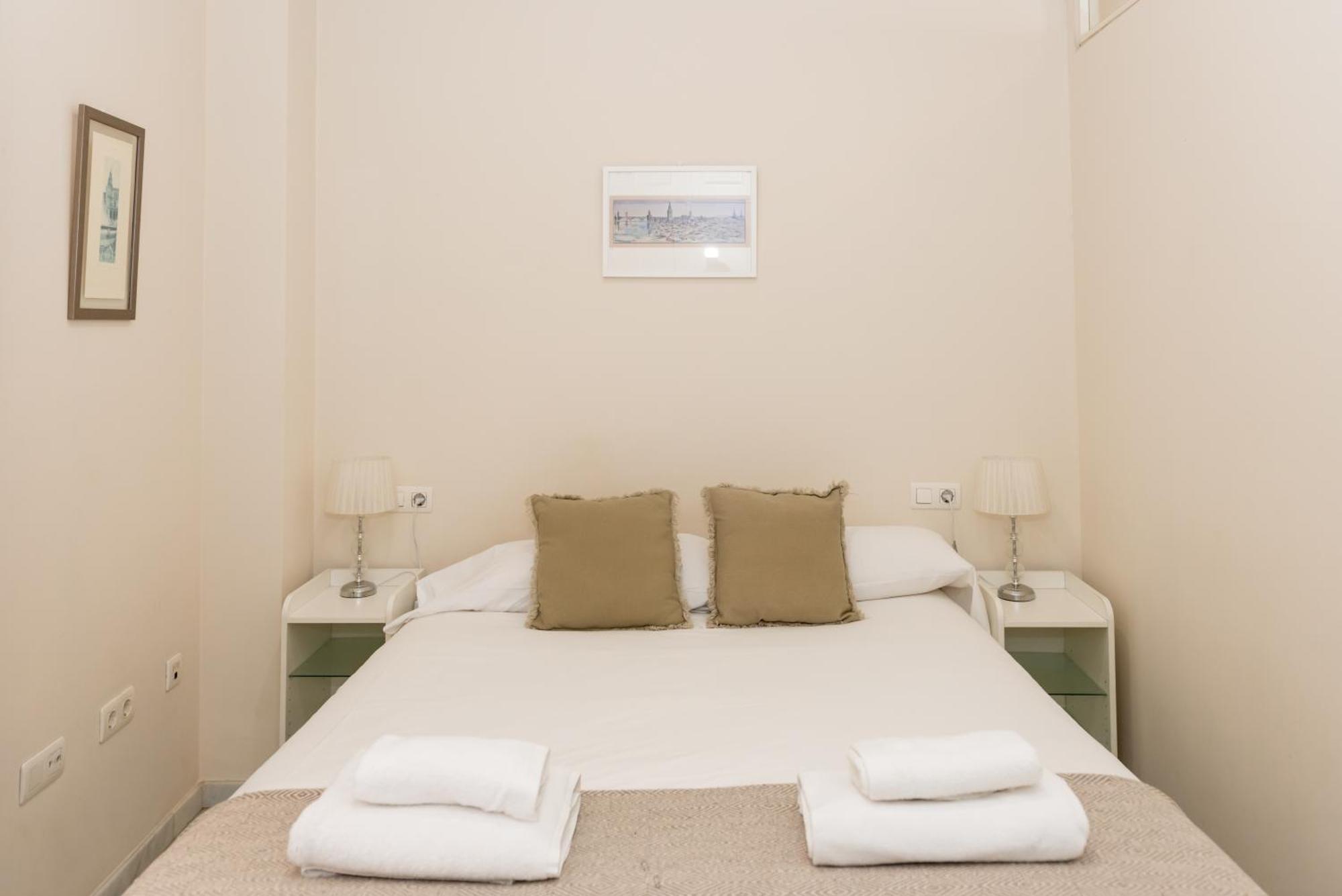 Charming & Quiet Apartment In Plaza Del Salvador เซบีญา ภายนอก รูปภาพ
