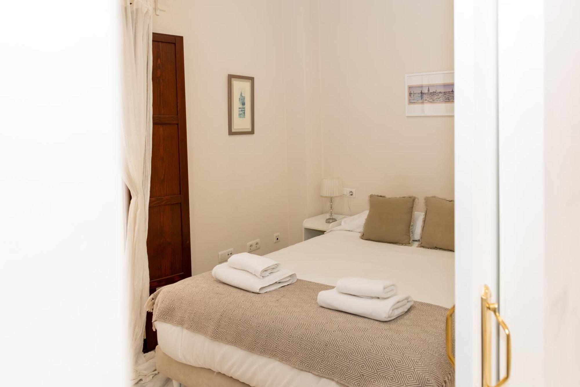 Charming & Quiet Apartment In Plaza Del Salvador เซบีญา ภายนอก รูปภาพ
