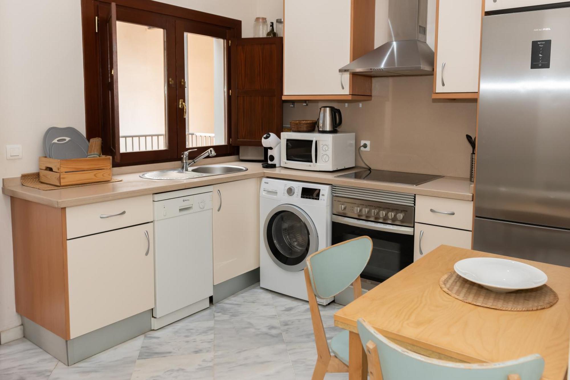 Charming & Quiet Apartment In Plaza Del Salvador เซบีญา ภายนอก รูปภาพ
